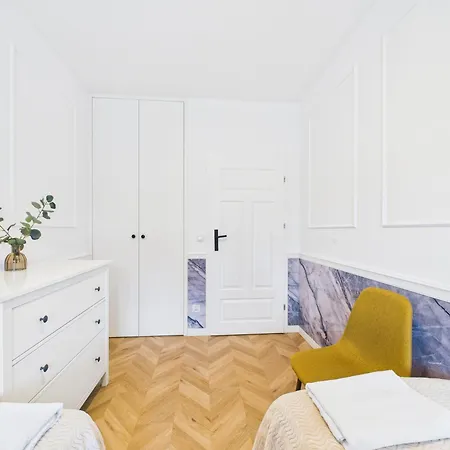 Apartamentysnu, Jagiellonski Penthouse