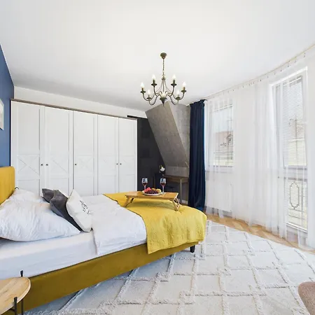 Appartamento Apartamentysnu, Jagiellonski Penthouse *